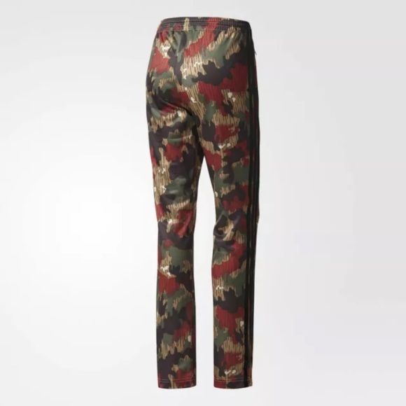 ADIDAS Pharrell Williams Hu Hiking Camo Pants - Picture 5 of 6